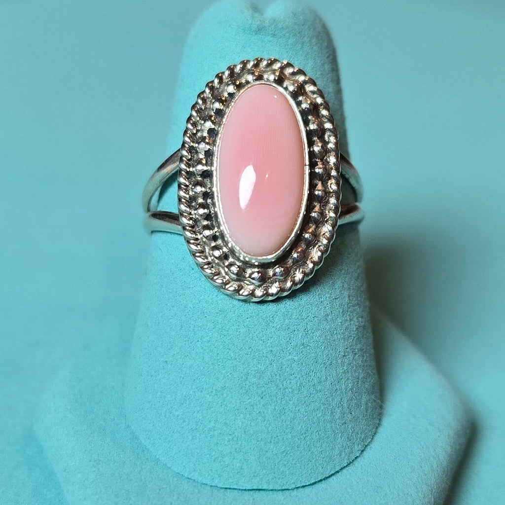 Begay Pink Conch & Sterling Ring Size 7.5