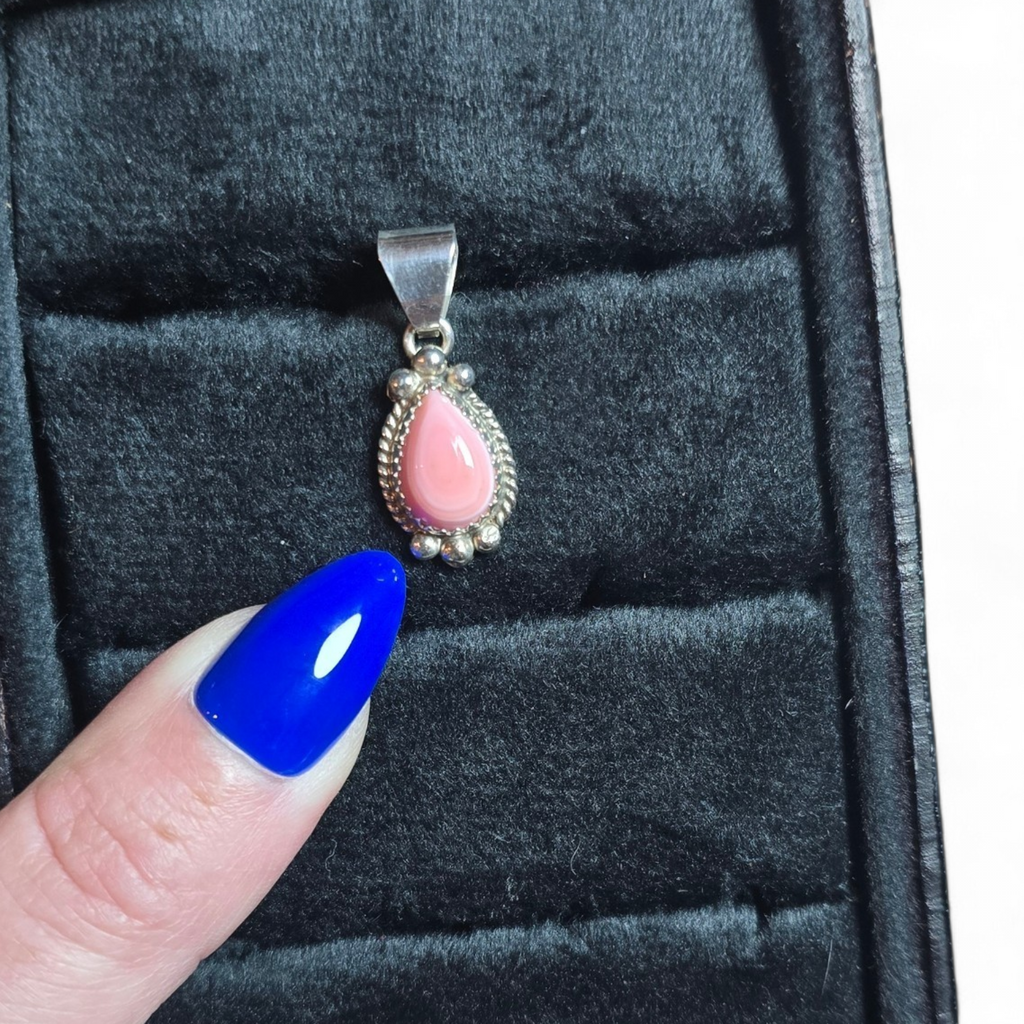 Native Made Pink Conch & Sterling Pendant