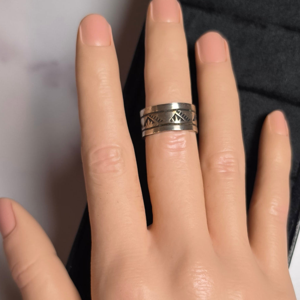 Native Made Sterling Band Size 6