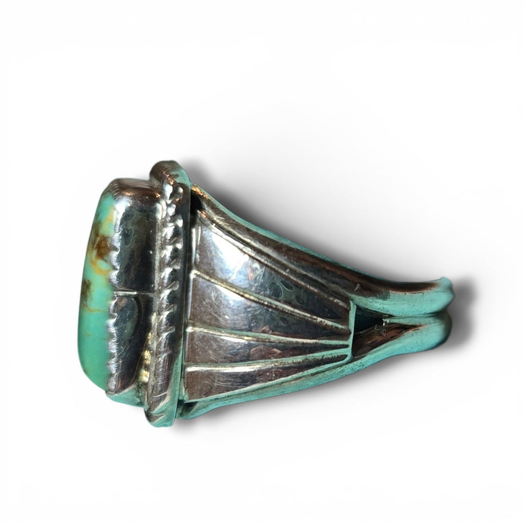 Native Made Kingman Turquoise and Sterling Ring Size 9.5
