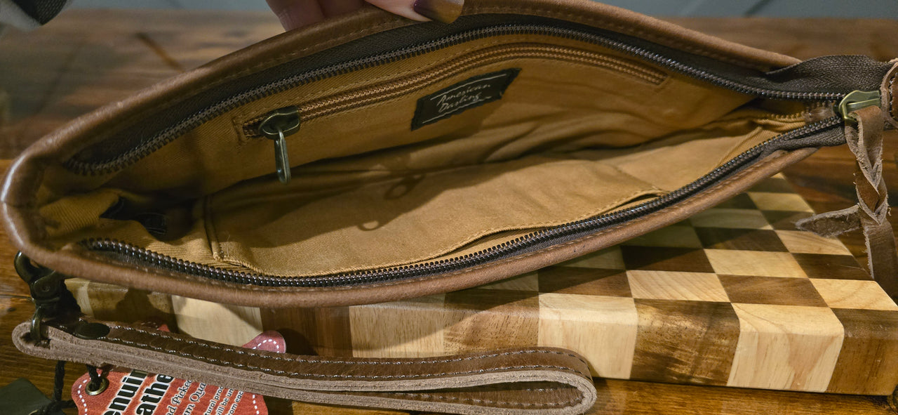 (Clearance) American Darling Large Wristlet