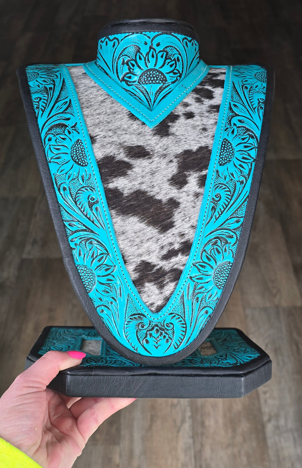 Turquoise Tooled Leather & Black/White Hide Necklace Display