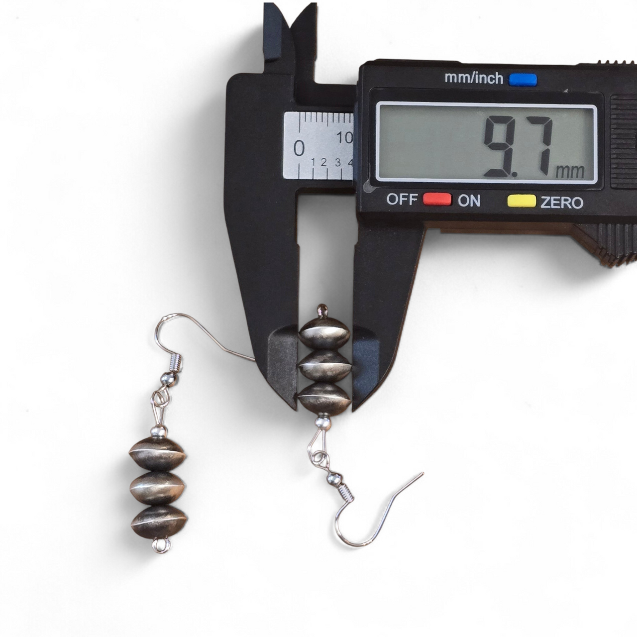 Tylena Nez 9.7mm Navajo Pearl Earrings