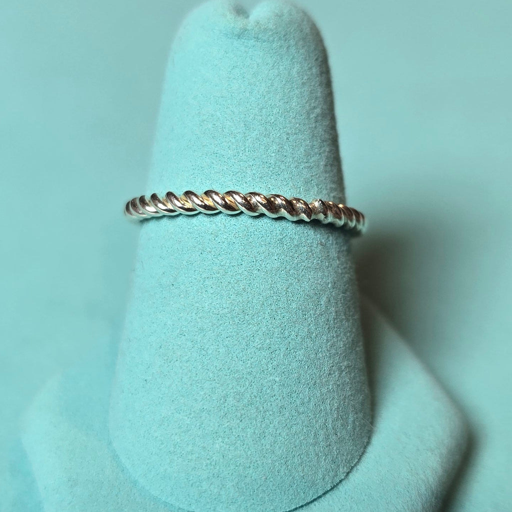 Sterling Rope Twist Ring Size 7 (wholesale cost)