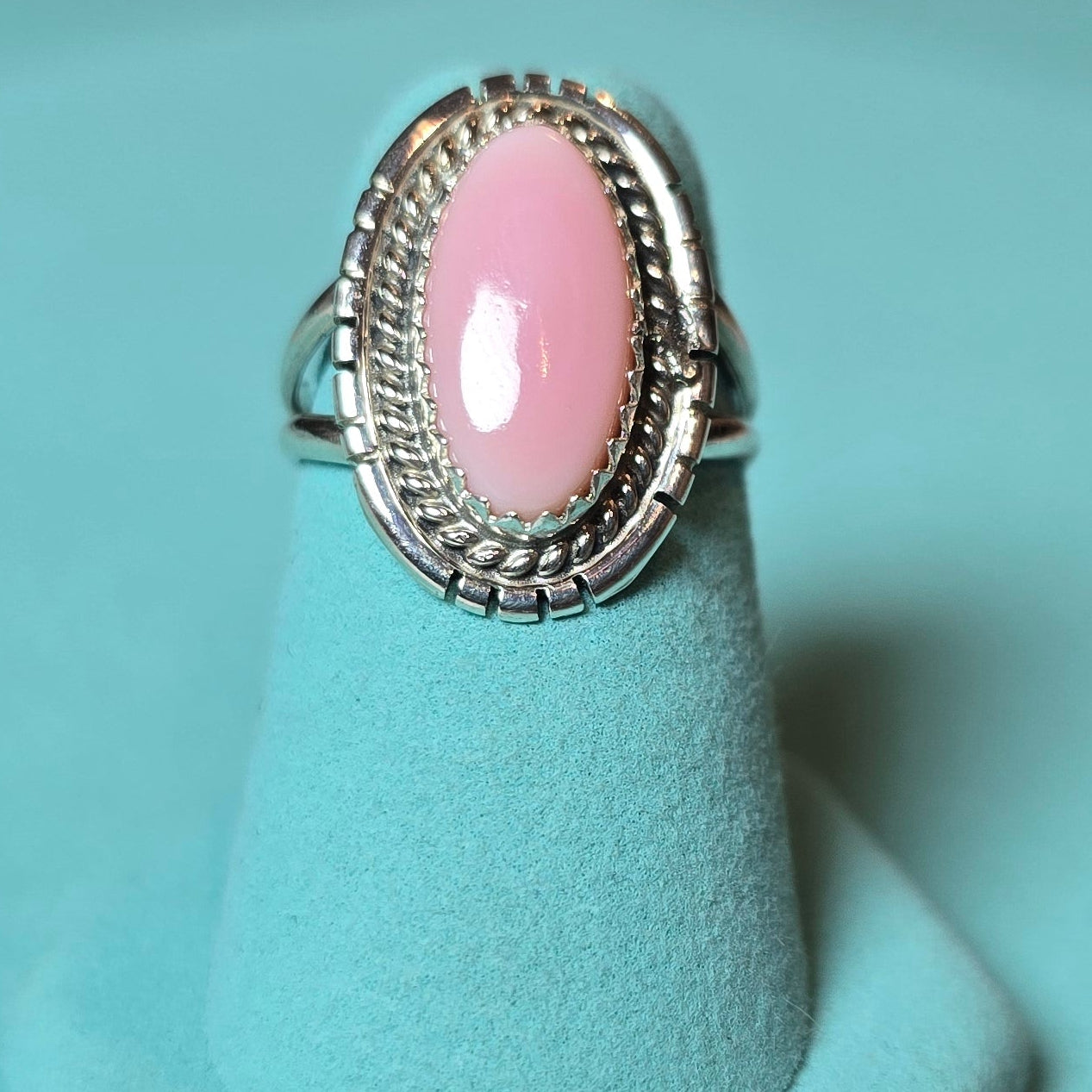 P Skeets Pink Conch & Sterling Ring Size 5.75