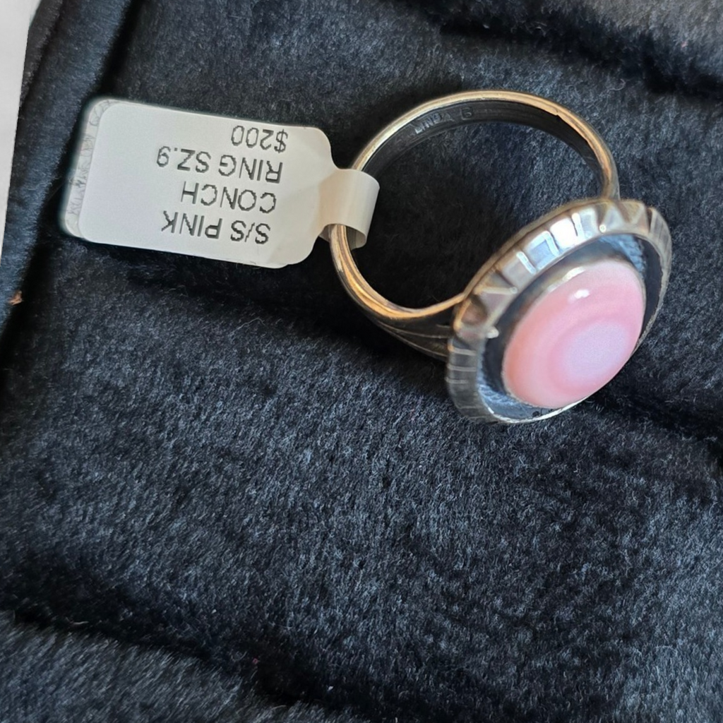 Amos Begay Pink Conch & Sterling Ring Size 9