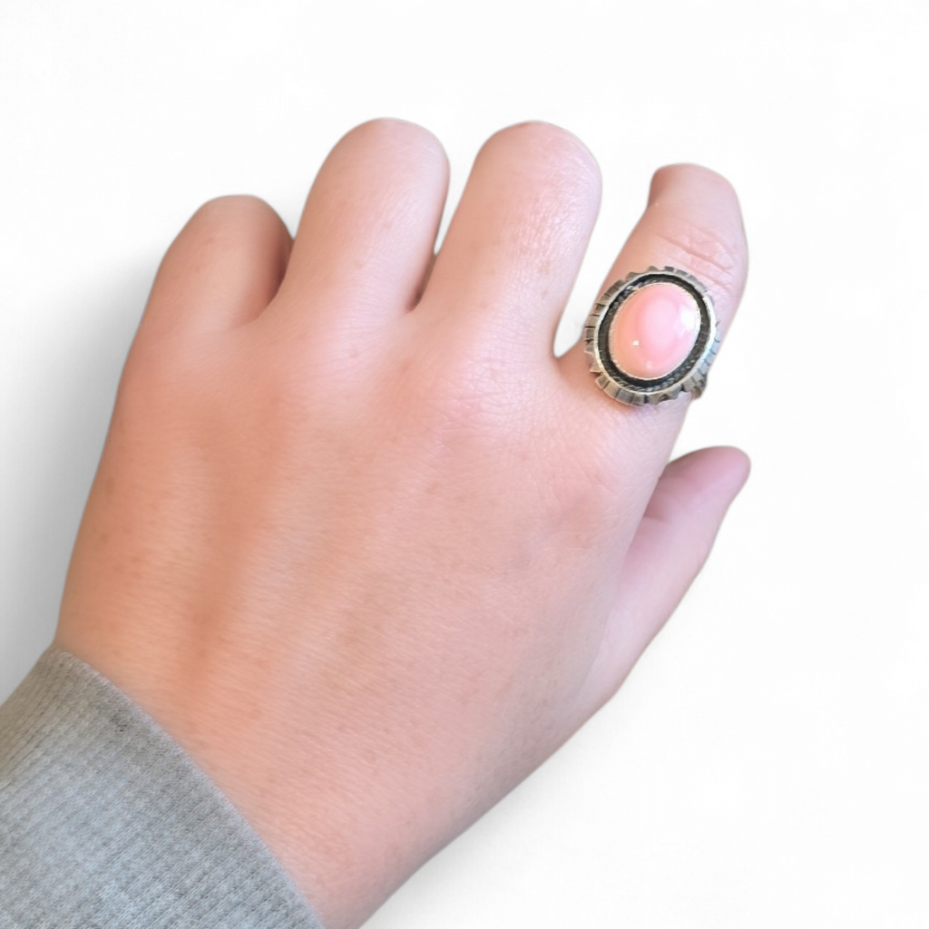 Amos Begay Pink Conch & Sterling Ring Size 9